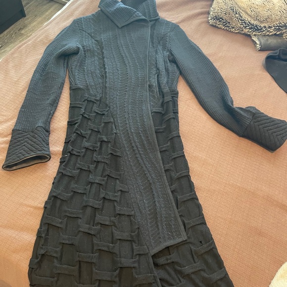 Winter coat - Picture 4 of 4